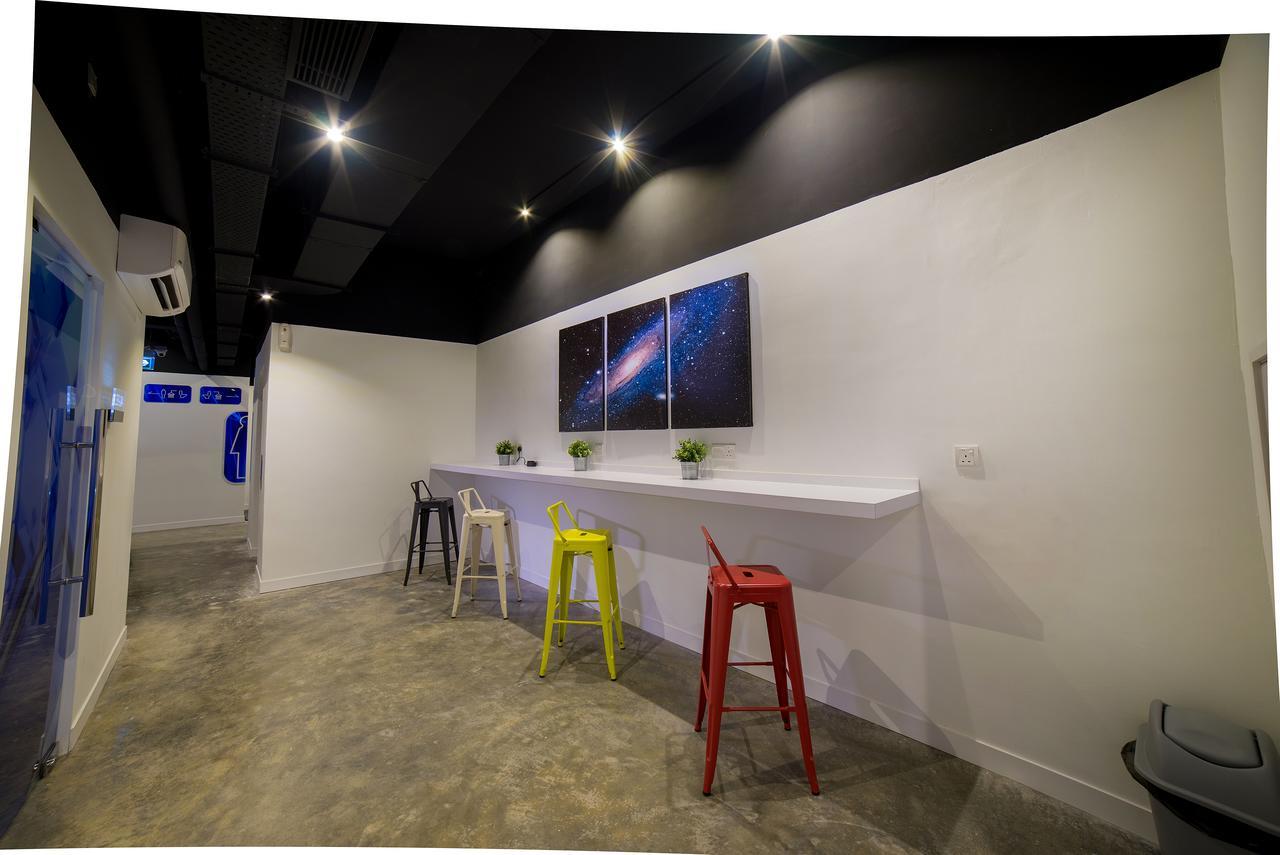 Riccarton Capsule Hotel Kuala Lumpur Extérieur photo