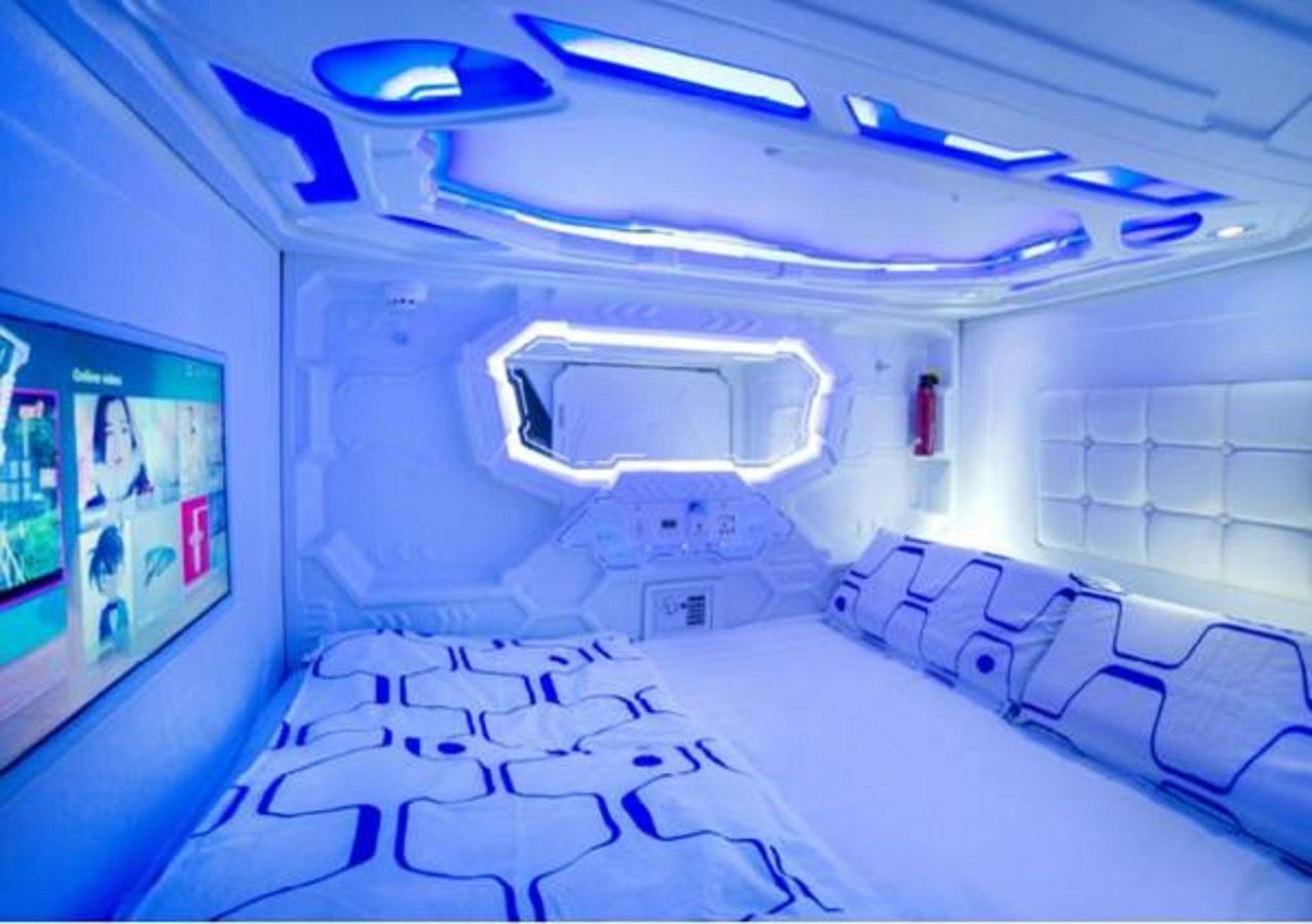 Riccarton Capsule Hotel Kuala Lumpur Extérieur photo