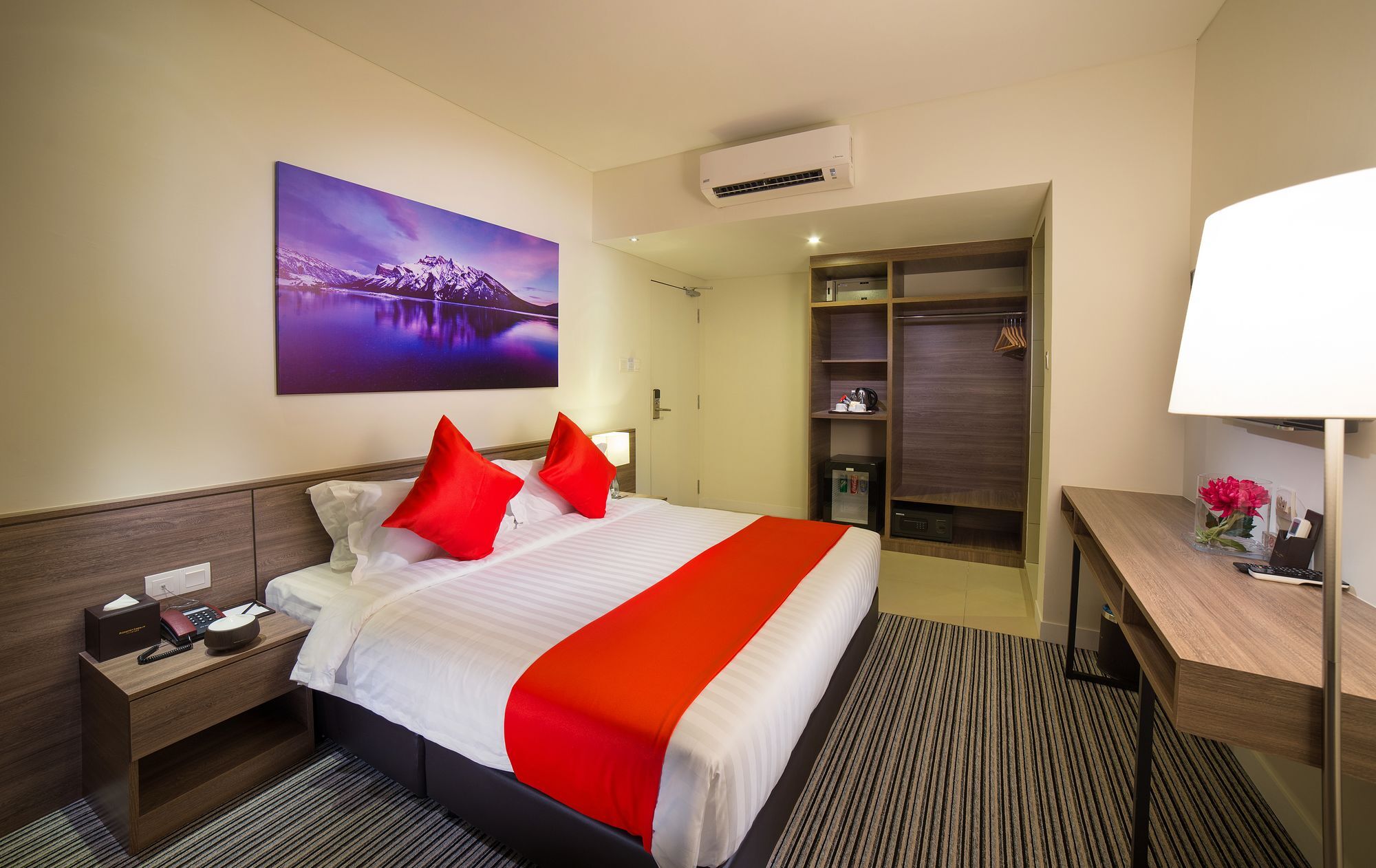 Riccarton Capsule Hotel Kuala Lumpur Extérieur photo